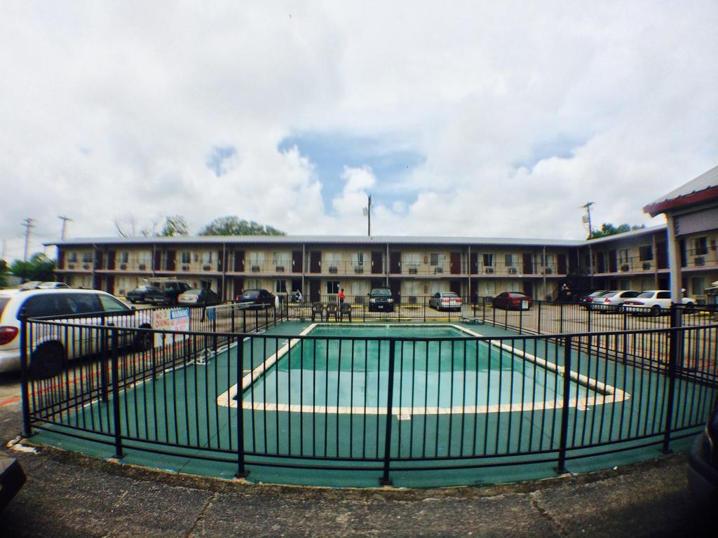 Austin Motor Inn Экстерьер фото