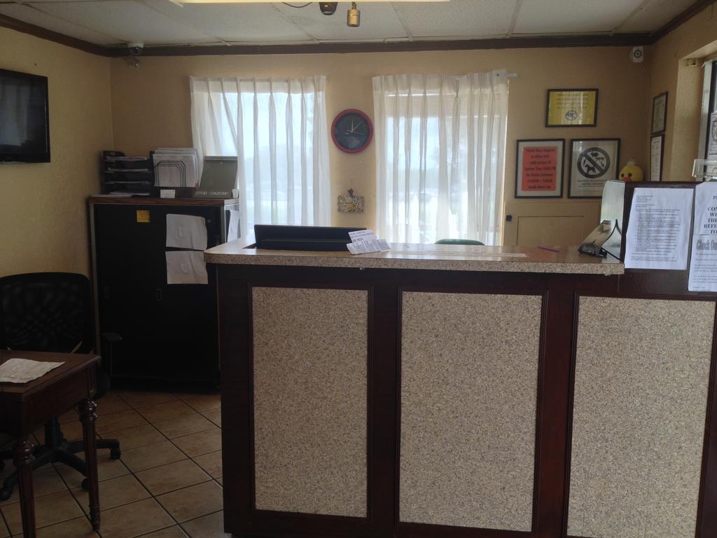 Austin Motor Inn Экстерьер фото
